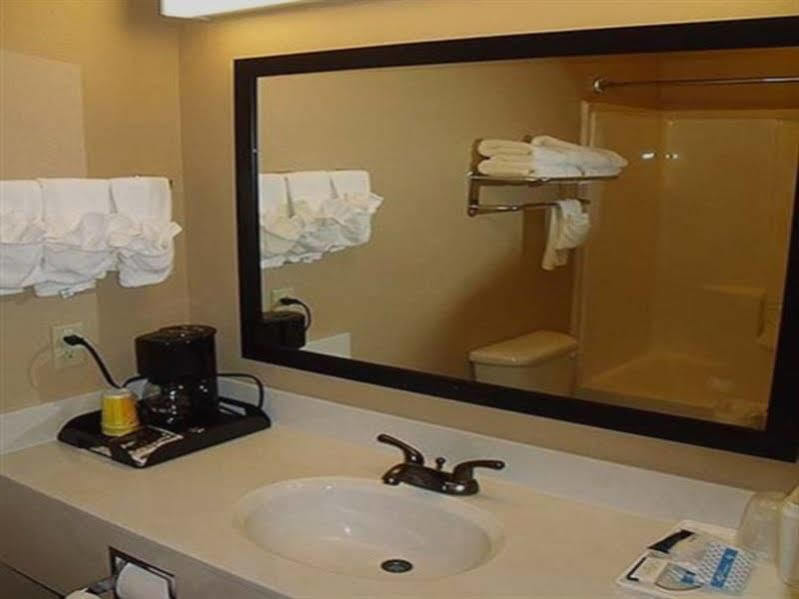 Motel Irish And 2*